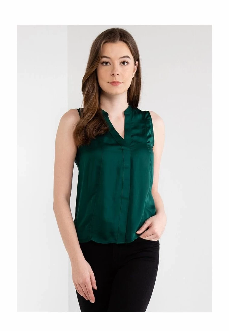 Banana Republic Women's Classic Sleeveless Basic Top for Everyday Wear