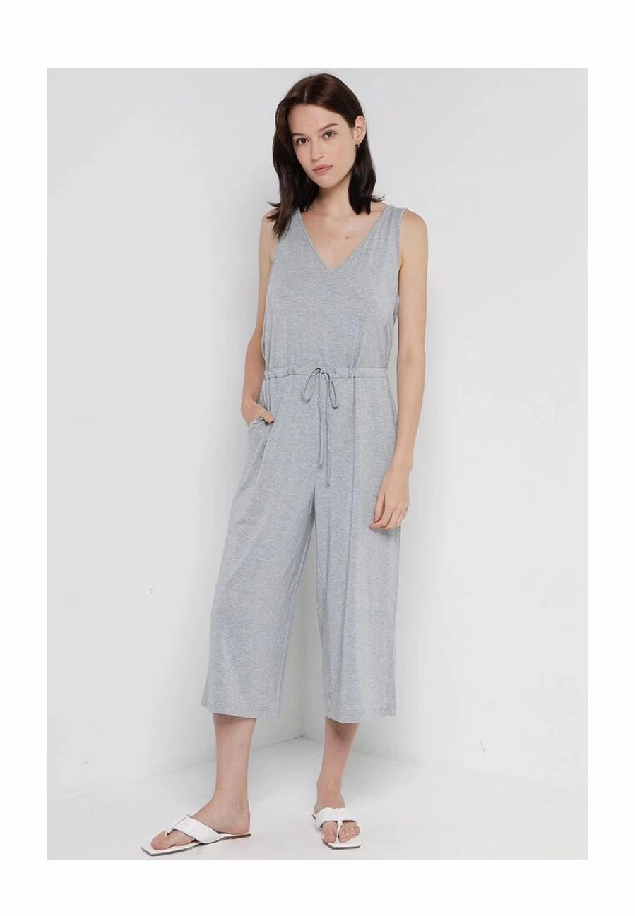 Banana Republic Restore Jumpsuit - Stylish and Comfortable Women's Romper for Casual Wear