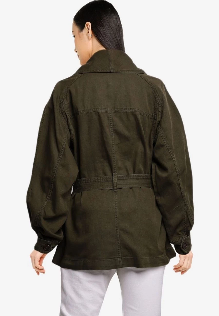 Essential Cargo Jacket for Men - Lightweight Utility Outdoor Coat with Multiple Pockets