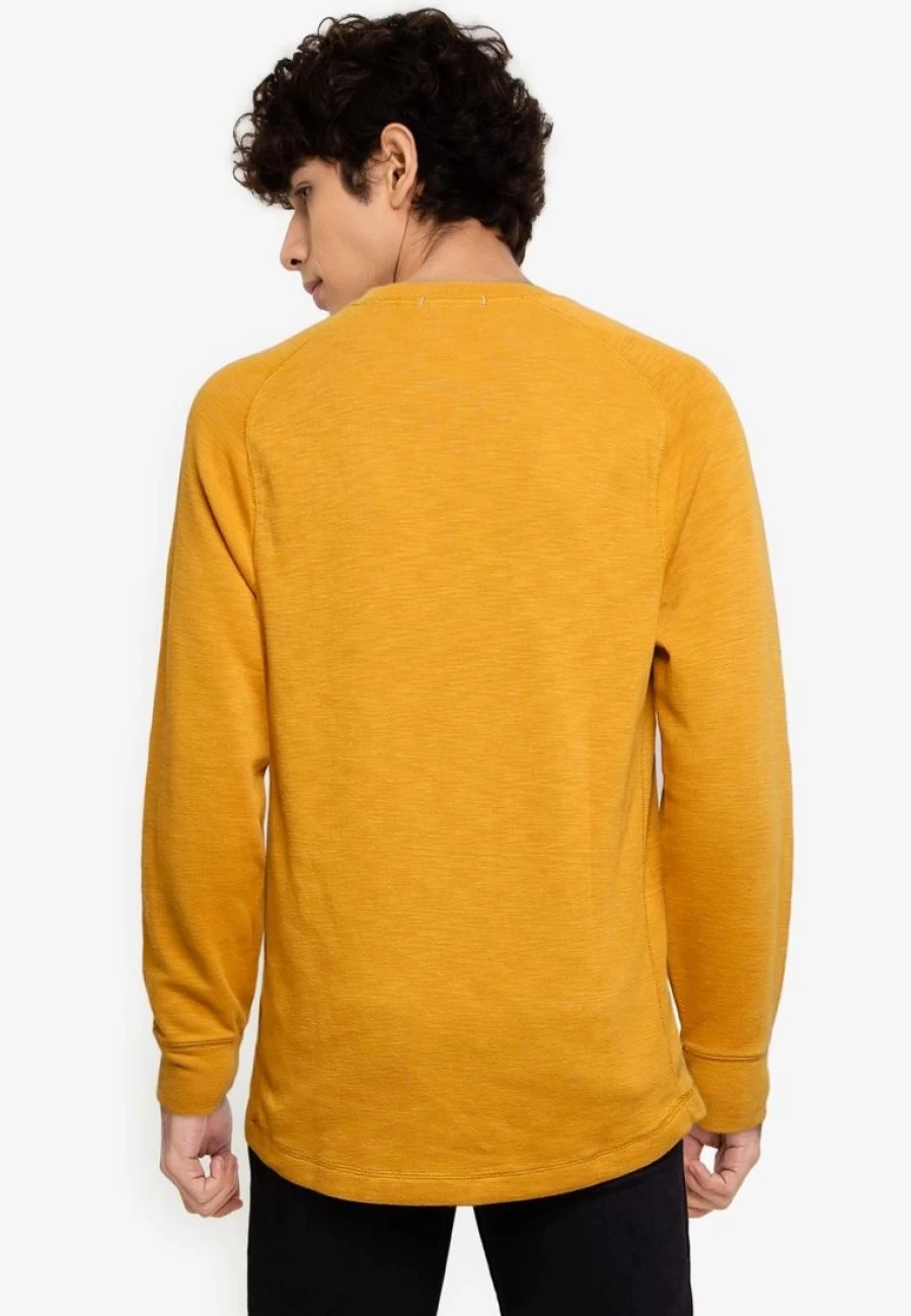 Banana Republic Long Sleeve Crewneck Slub Double Knit Casual Shirt for Men