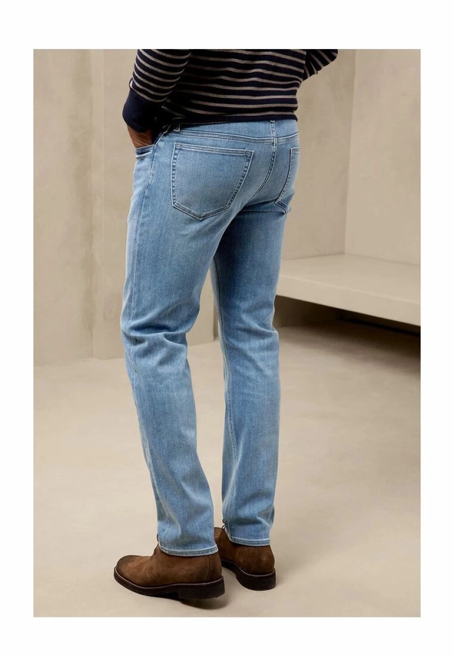 Premium Straight Fit Traveler Denim Jeans for Men - Comfortable & Stylish Dress Pants