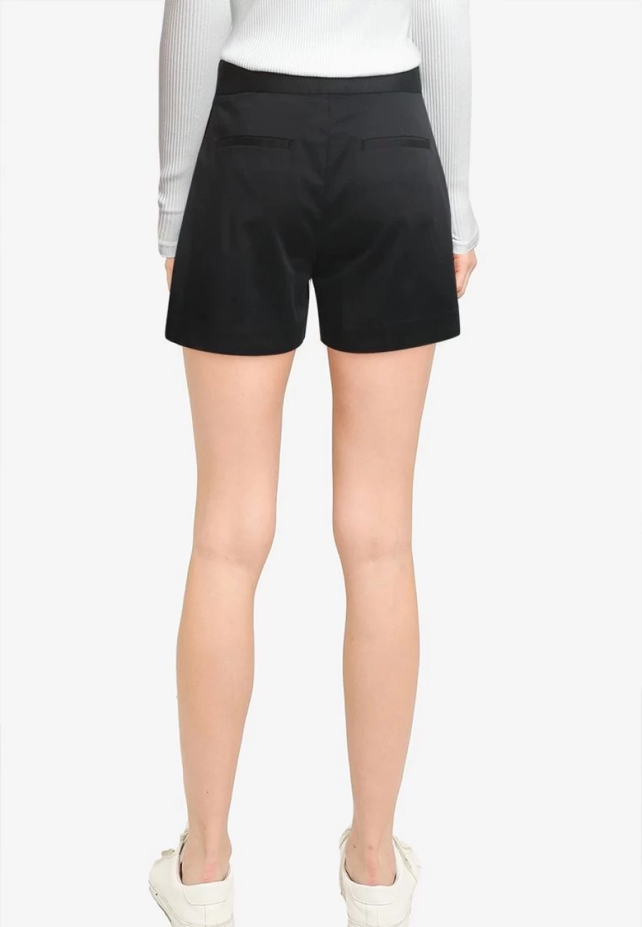 Banana Republic Men's Clean Sateen Shorts - Classic Fit Summer Casual Shorts