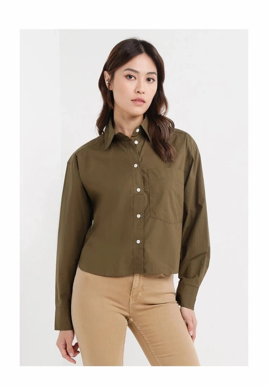 Banana Republic Men's Classic Fit Poplin Shirt - Lightweight Casual Button-Down for Summer