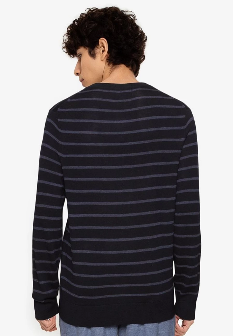 Premium Italian Merino Wool Crewneck Sweater for Men - Soft & Comfortable Knit Pullover