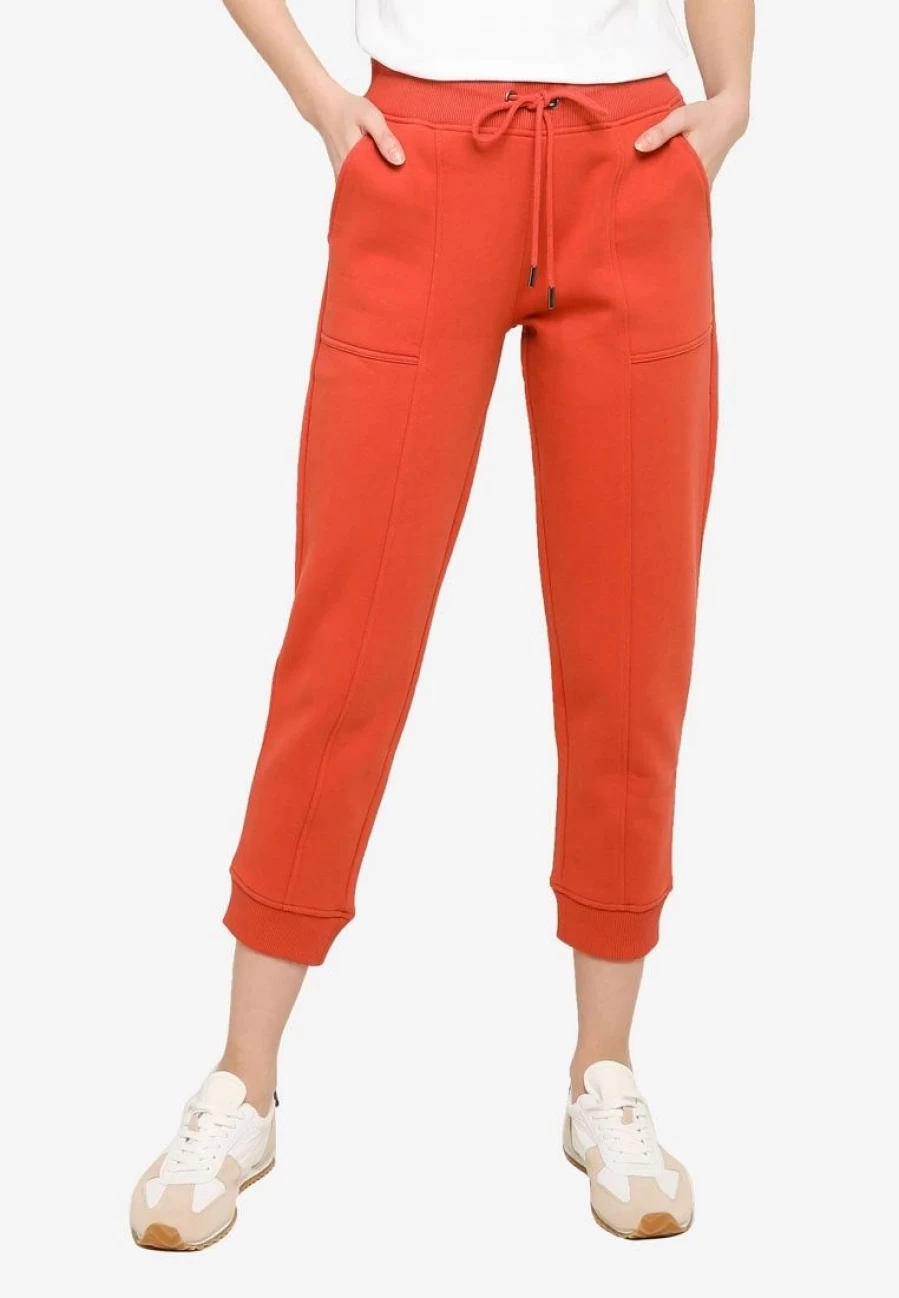 Banana Republic Fleece-Lined Knit Jogger Pants with Seamed Detailing