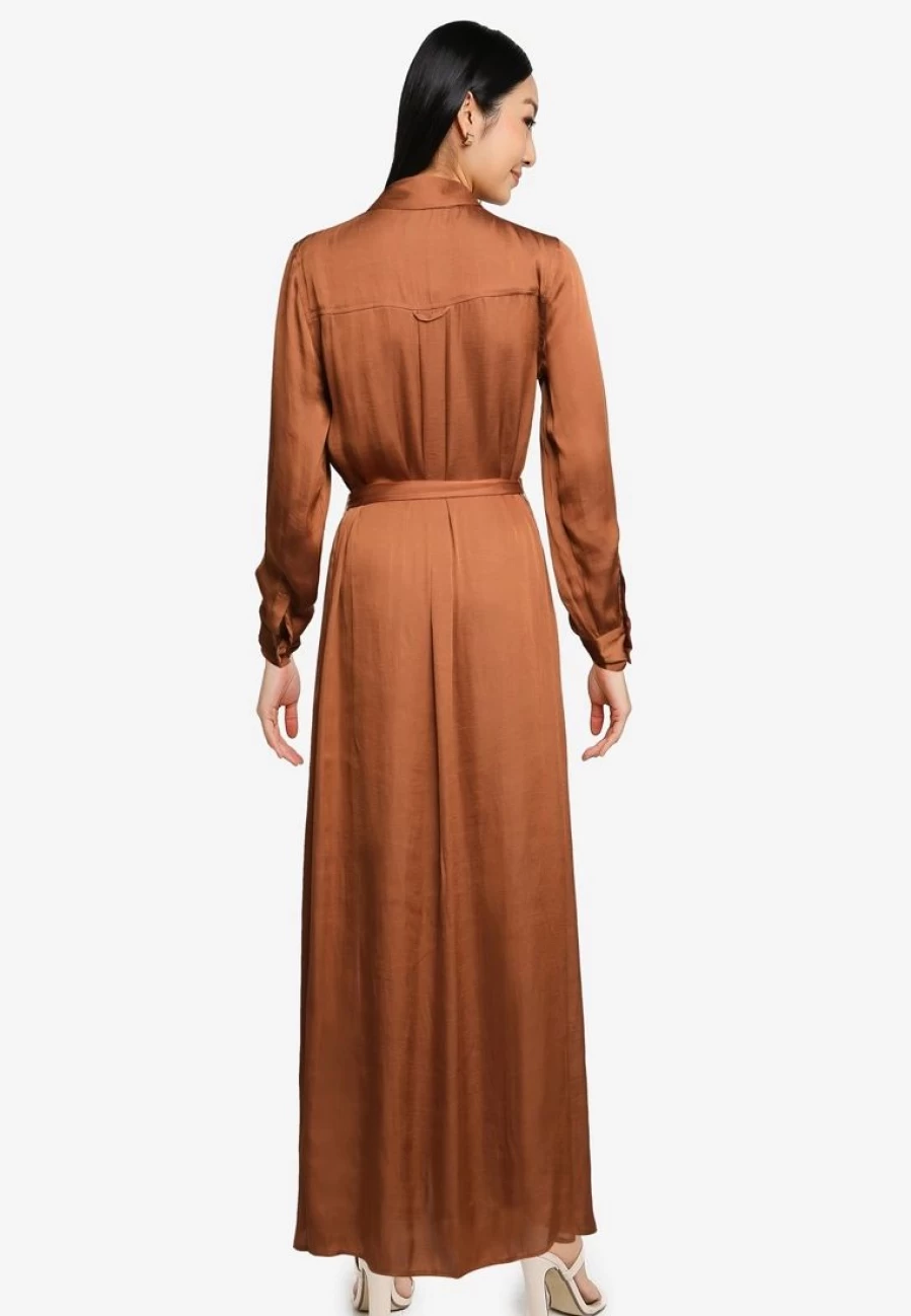 "Elegant Maxi Dress for Women - Essential Long Flowy Summer Dress by Banana Republic"