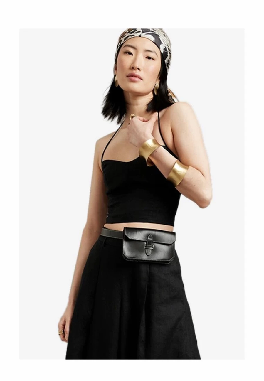 Linen Halter Top – Sleeveless Cropped Summer Blouse for Women