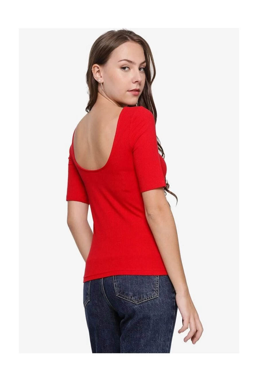 Banana Republic Scoop Neck Women's Top - Casual & Comfortable Style