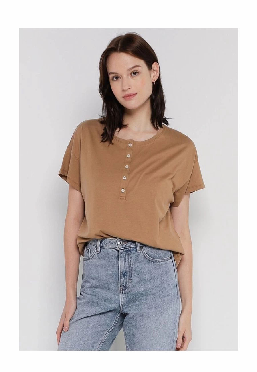 Men's Short Sleeve Supima Cotton Boxy Fit Henley Shirt by Banana Republic