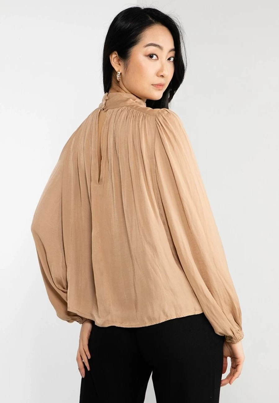 Banana Republic Women's Sleeve Blouse with Back Slit Detail