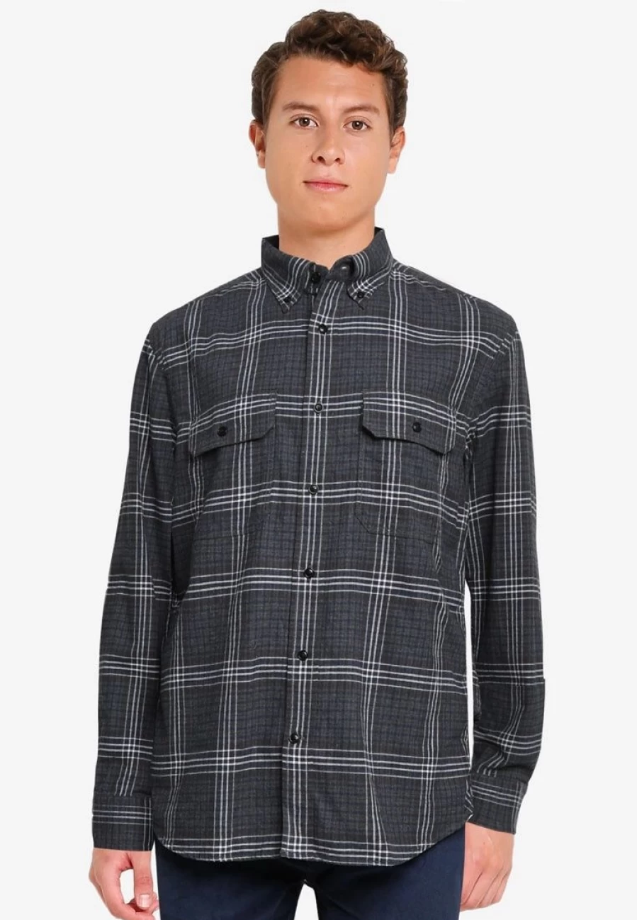 Men's Casual Flannel Shirt - Standard Fit, Untucked Design for Comfort & Style