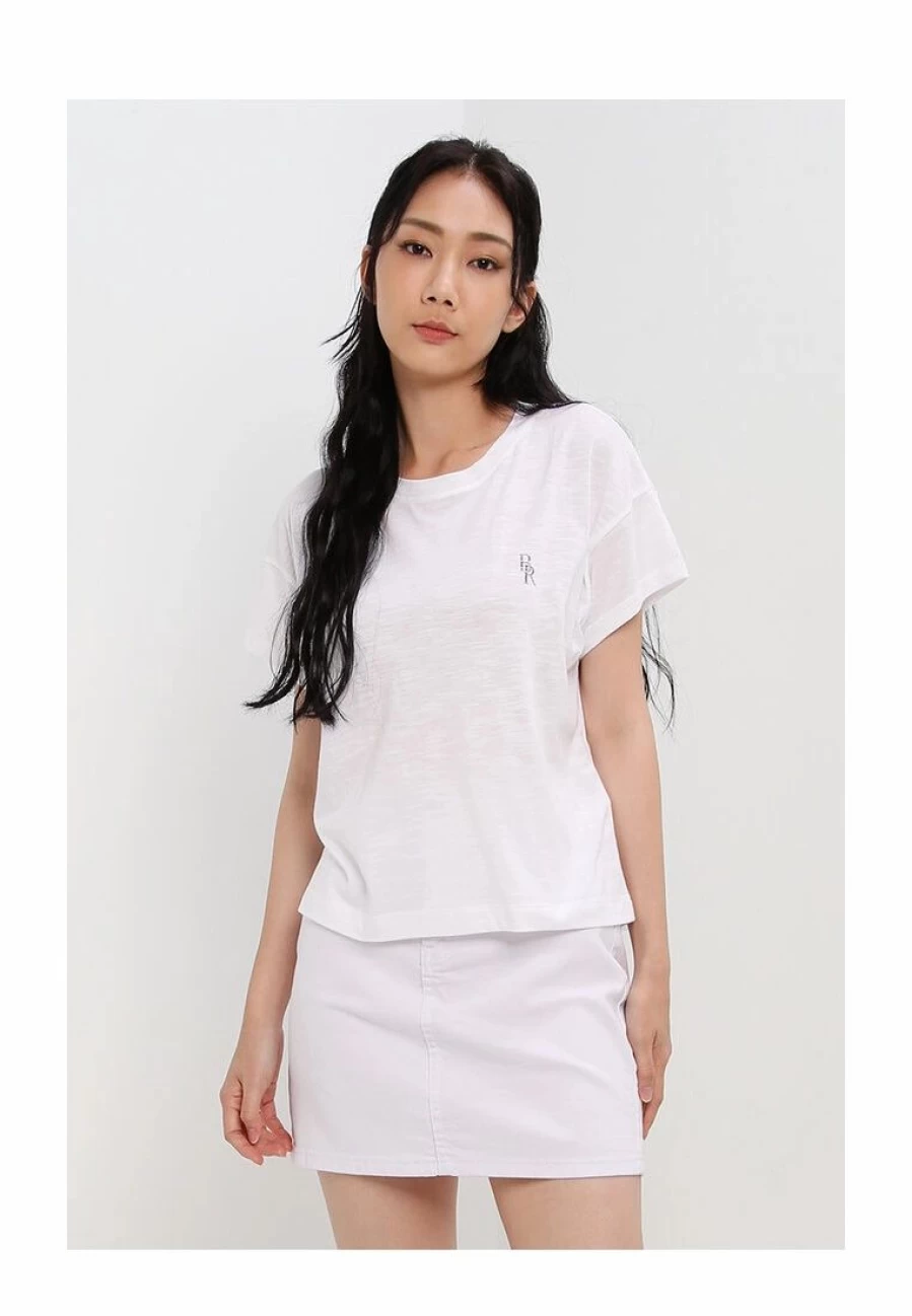 Banana Republic Vintage-Inspired Slub Cotton Logo T-Shirt for Men and Women