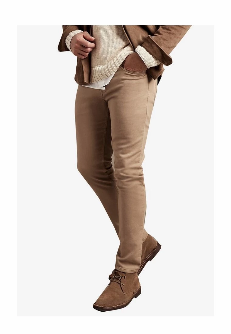 "Banana Republic Men's Slim-Fit Traveler Chinos for Comfort & Style"