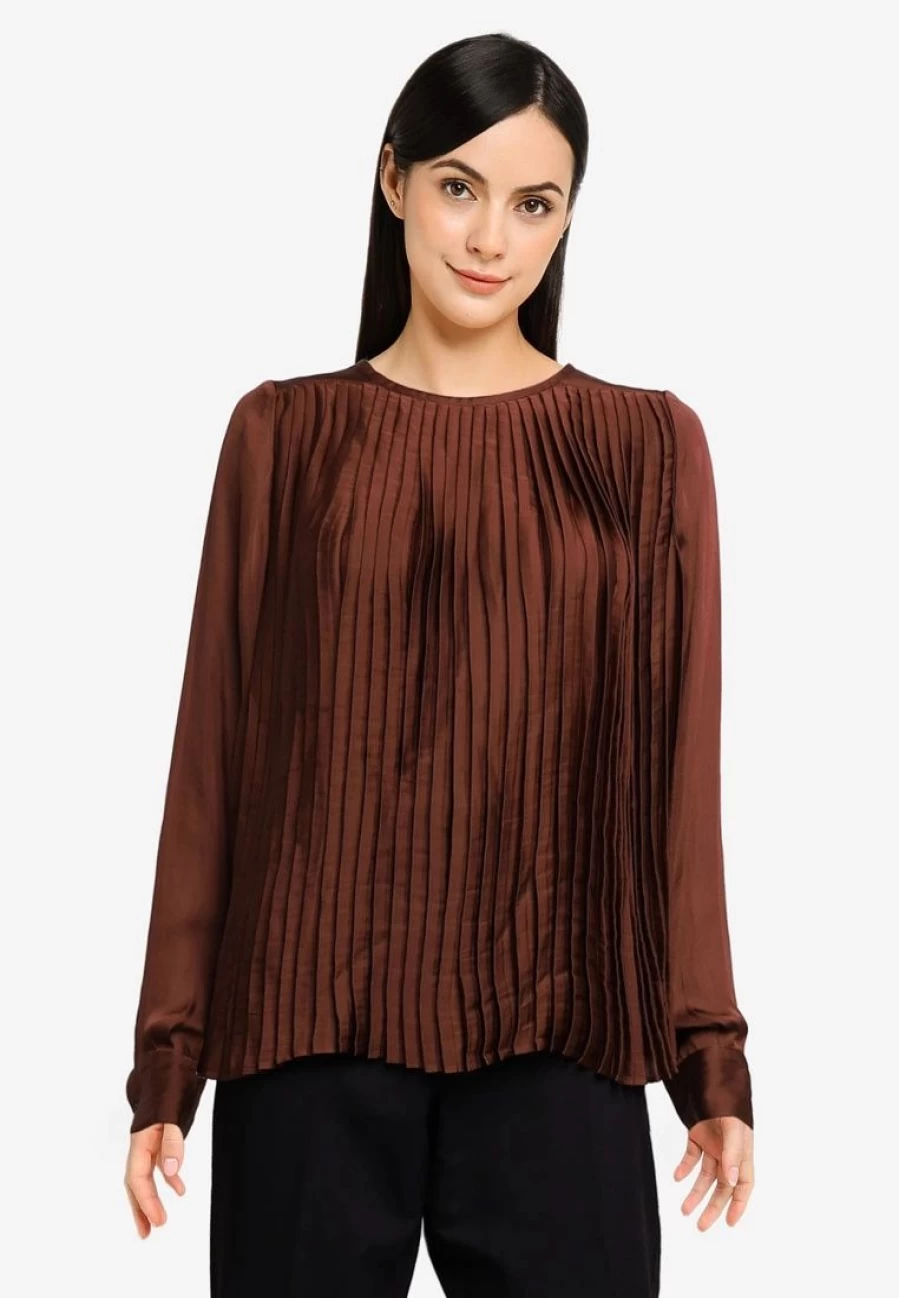 "Banana Republic Women's Pleated Blouse - Elegant Casual Top for Work & Outfits"