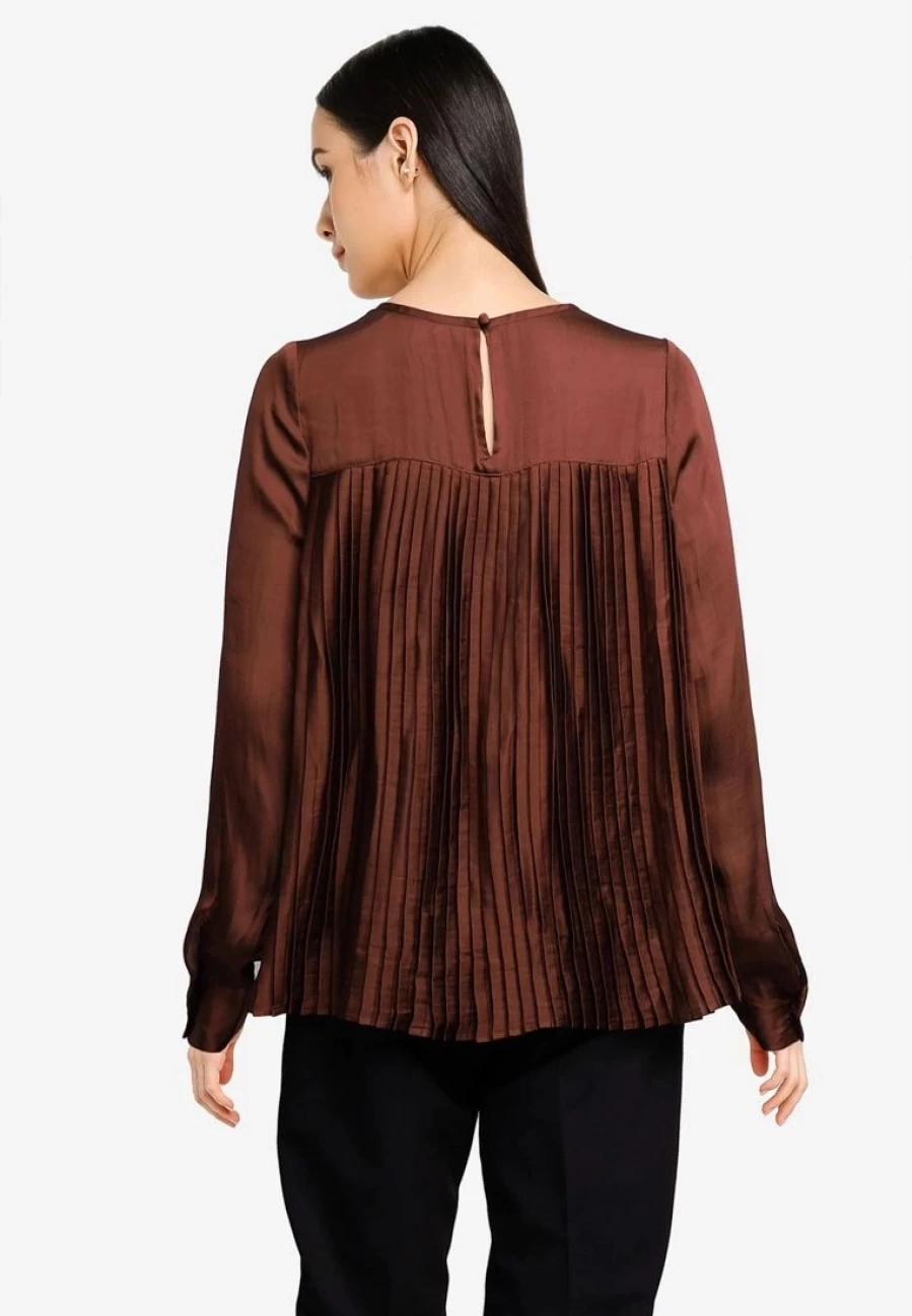 "Banana Republic Women's Pleated Blouse - Elegant Casual Top for Work & Outfits"