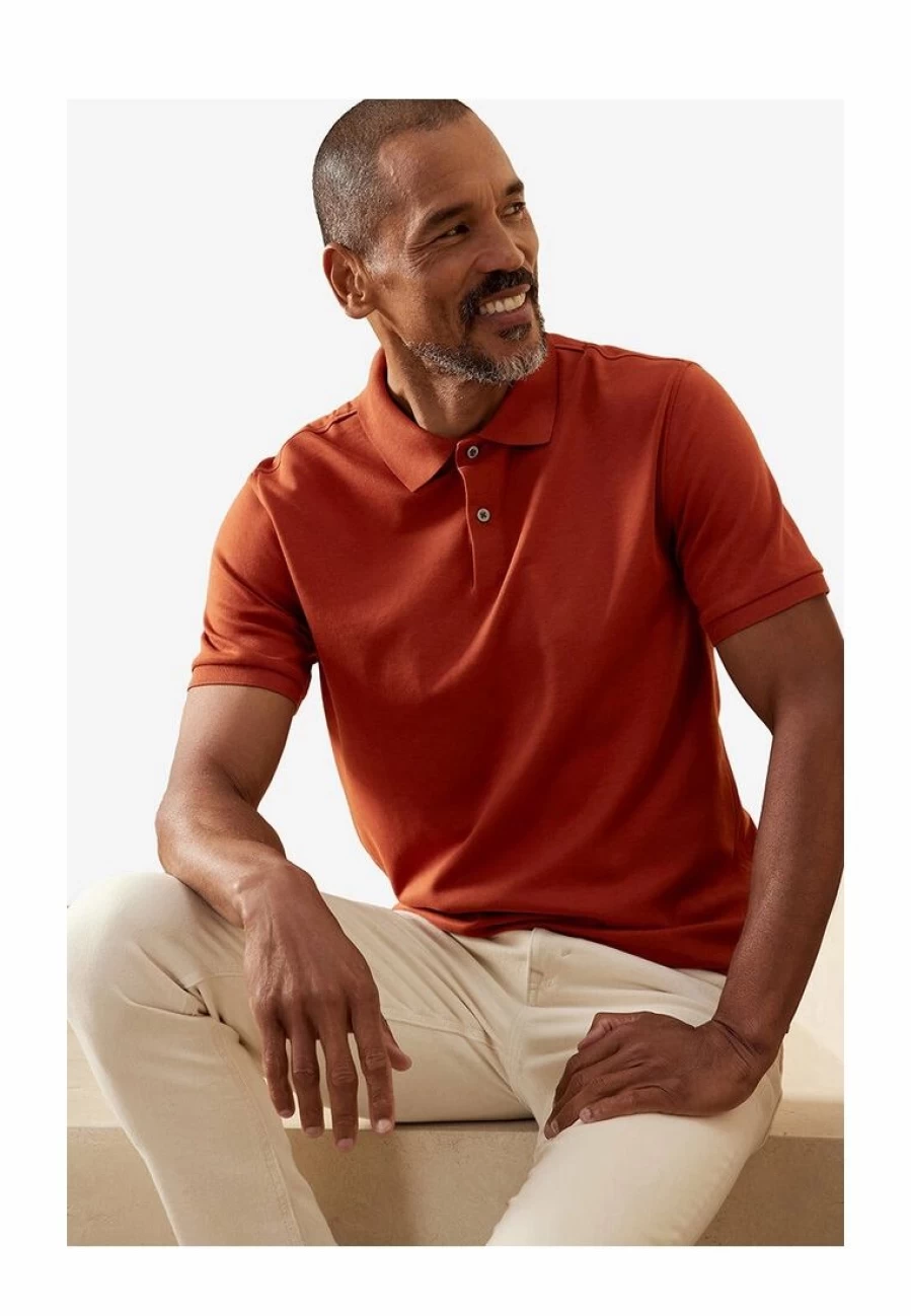 Banana Republic Luxury Solid Color Polo Shirt for Men - Premium Comfort Fit Casual Top