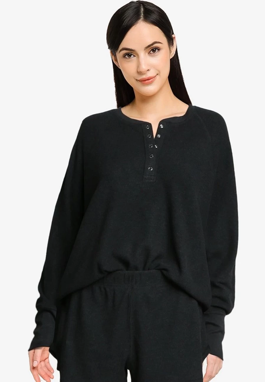 Banana Republic Long Sleeve Waffle Henley Shirt for Men