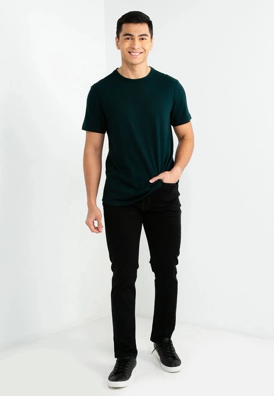 Slim Fit Organic Cotton Denim Jeans for Men – Premium Comfort & Style