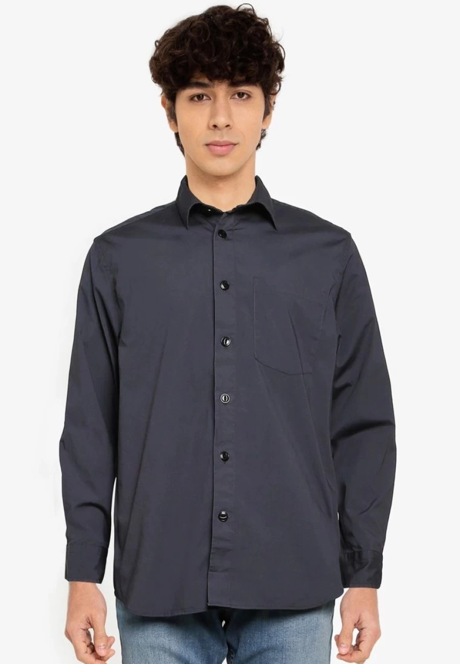 Organic Poplin Shirt for Men - Standard Fit, Untucked Design by Banana Republic