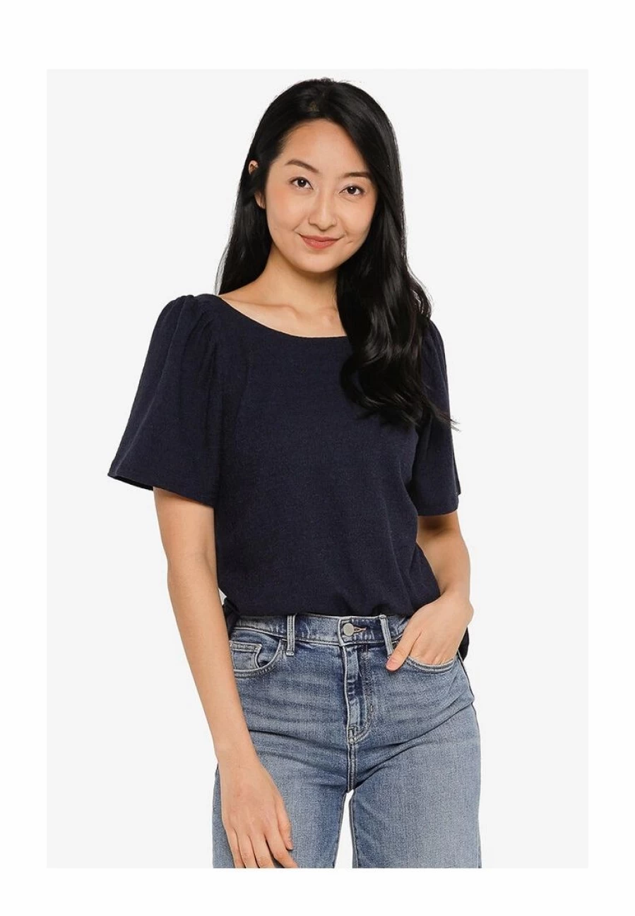 Banana Republic Scoop Neck Women's Top - Casual Back Detail Blouse