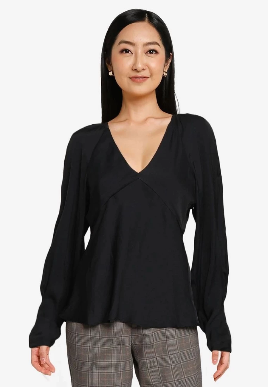 Banana Republic Women's Long Sleeve V-Neck T-Shirt Classic Fit Soft Casual Top