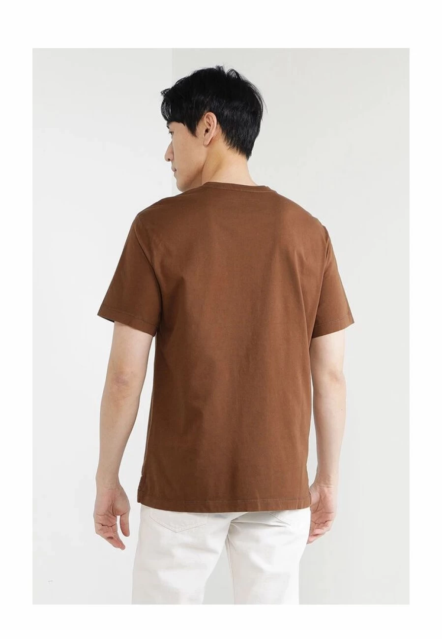 Premium Supima Cotton T-Shirt by Banana Republic – Soft & Durable Men's Tee