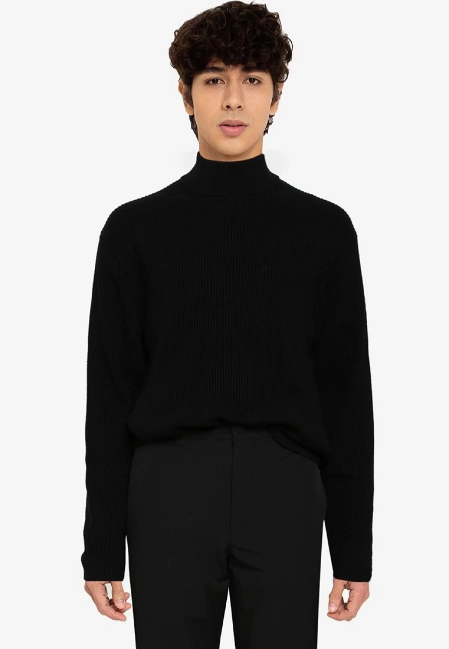 Organic Cotton Mock-Neck Sweater – Soft & Sustainable Knitwear for Men & Women
