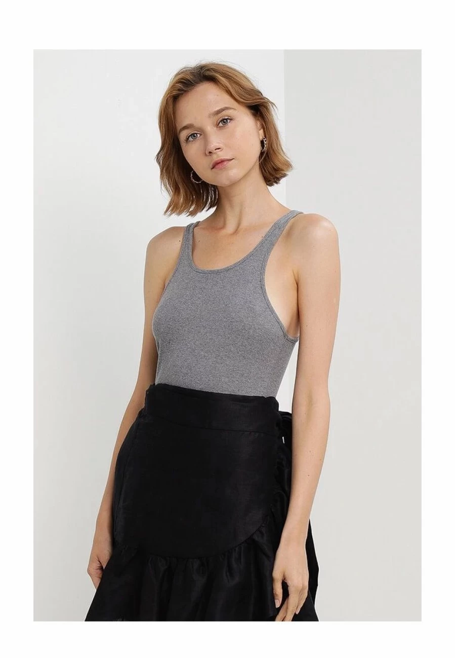 Banana Republic Ribbed Racerback Tank Top for Women - Soft Stretch Comfort Fit Sleeveless Shirt
