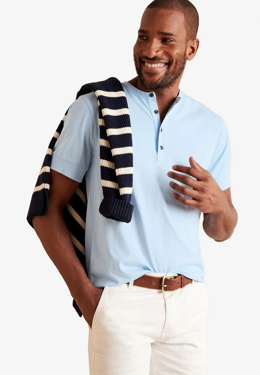 Banana Republic Men's GMT Dye Henley T-Shirt - Soft Cotton Short Sleeve Top