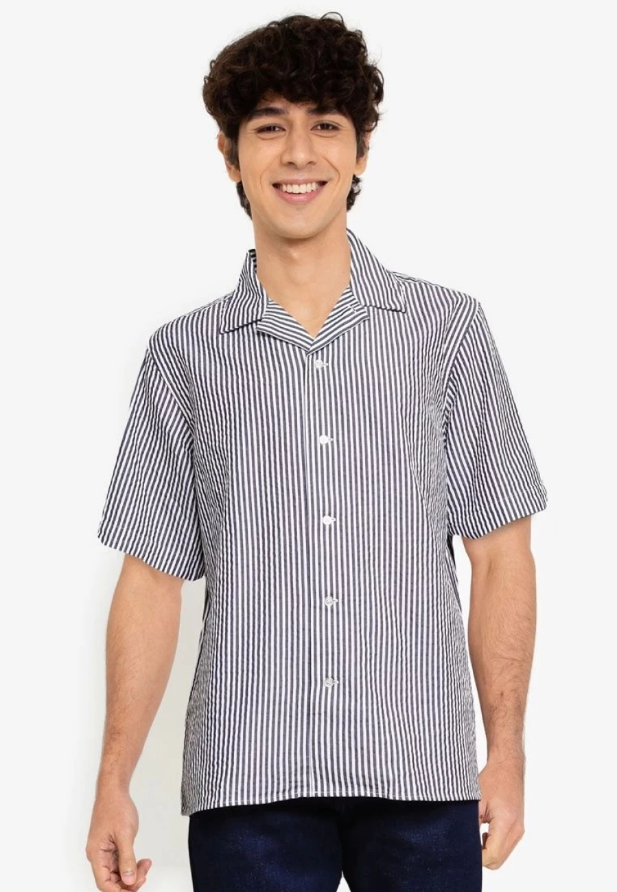Banana Republic Resort Shirt - Organic Cotton Casual Wear for Men