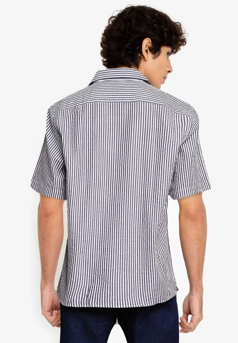 Banana Republic Resort Shirt - Organic Cotton Casual Wear for Men