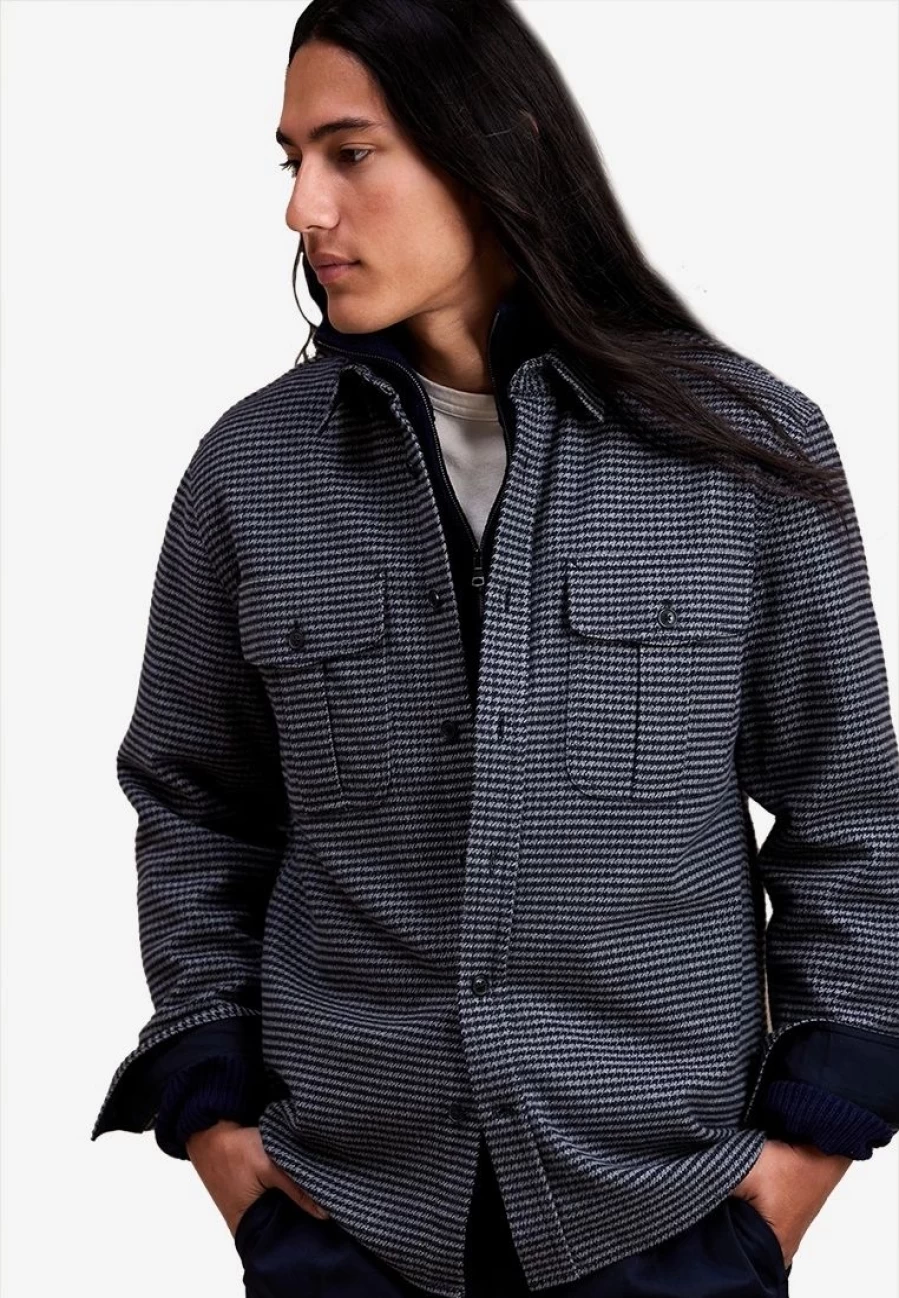 Banana Republic Men's Explorer Soft Flannel Shirt - Classic Plaid Long Sleeve Casual Top