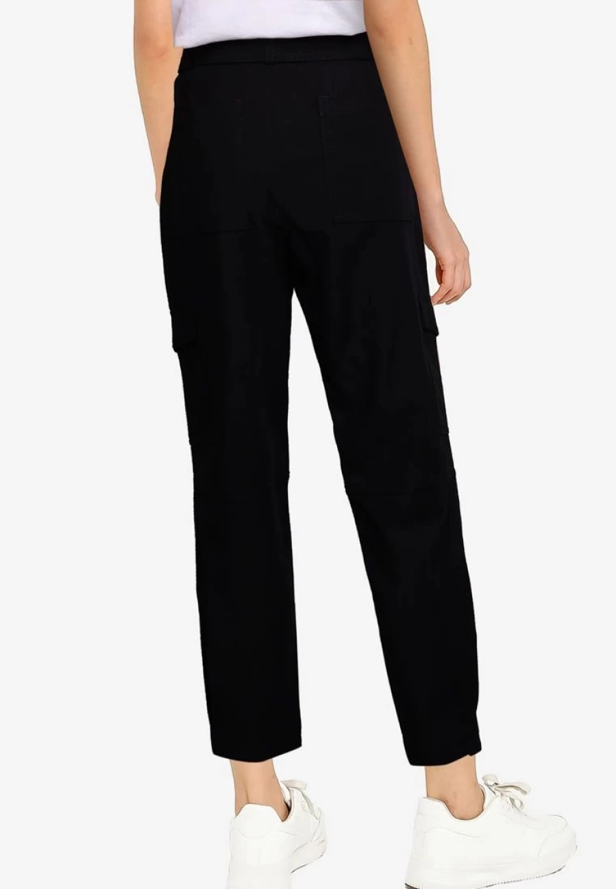 Banana Republic Heritage Refined Cargo Pants for Men - Classic Fit, Versatile Style