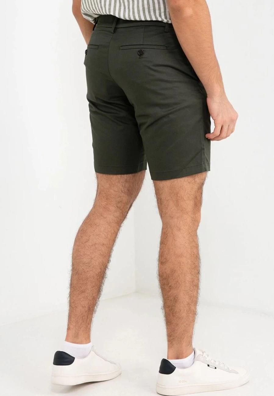 Men's 9-Inch Core Temp Shorts by Banana Republic - Lightweight & Breathable Summer Casual Wear