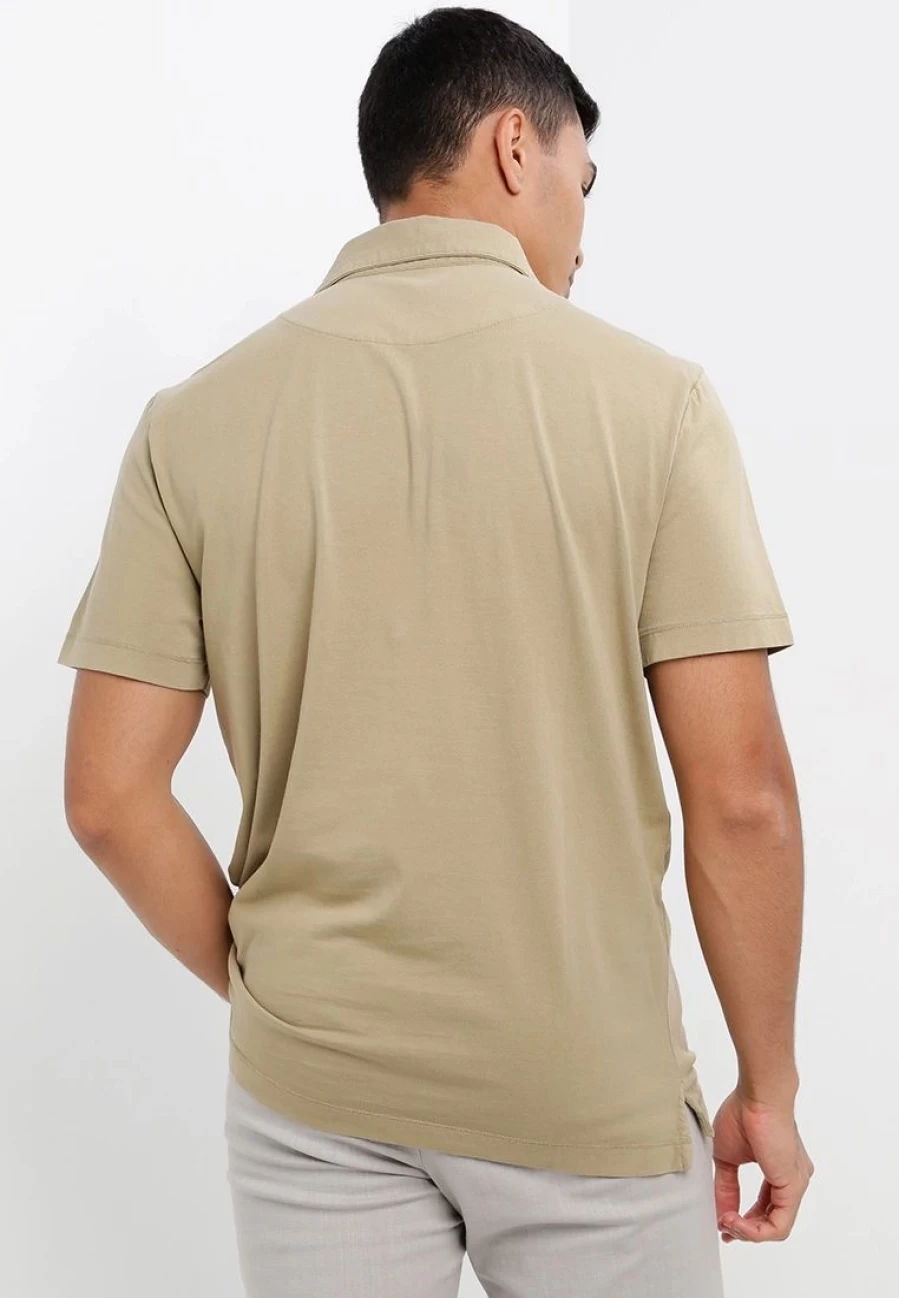 Banana Republic Premium Garment-Dyed Polo Shirt for Men - Classic Fit Casual Wear